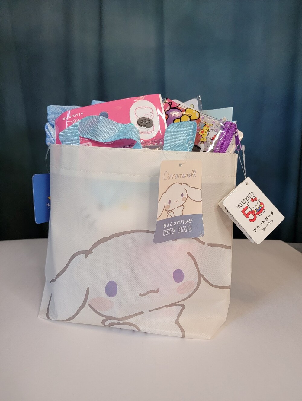 ALL NWT 17 Piece Sanrio Gift Bag Bundle